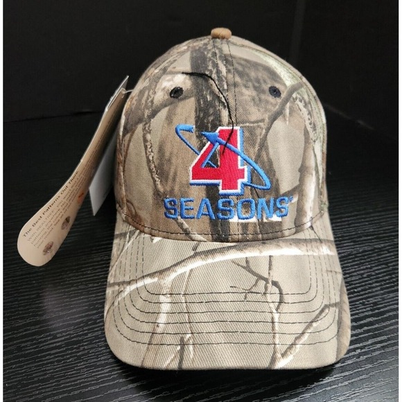 Realtree Other - NWT New with Tags Realtree‎ 4 Seasons Camo Hat Cap size S/M small medium